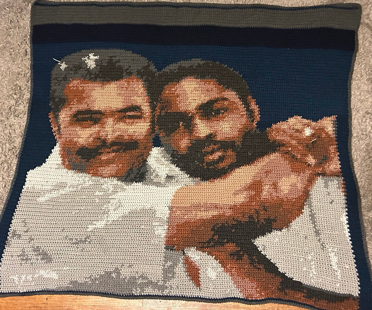 PORTRAIT CROCHET BLANKETS